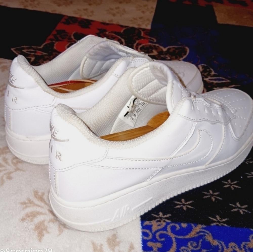 Nike Air Force 1 '07 LV8 Streetwear/Lifestyle Shoes Size 11 - Picture 4 of 9